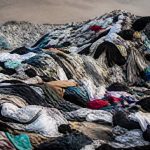 C'est quoi la fast fashion ? comprendre ses enjeux et ses impacts